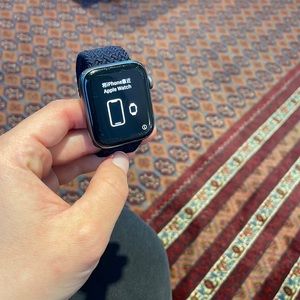 Apple Watch Series 4, 44mm